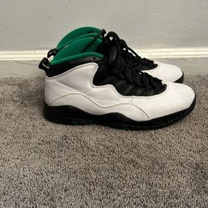 White Black & Green 10s Size 11